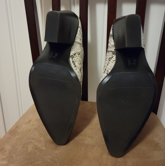 Naturalizer Faux Snakeskin Booties - Picture 6 of 7